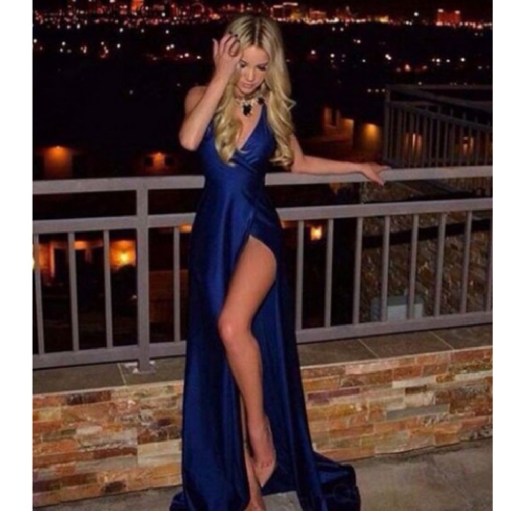 long dark blue tie back prom dress